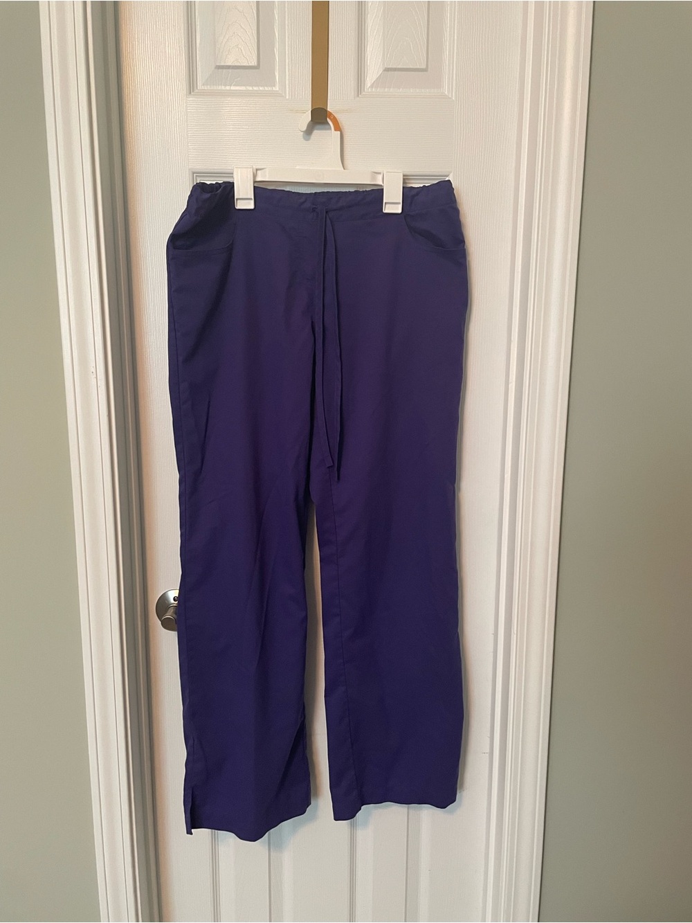 Grey's Anatomy by Barco women's scrub pants.